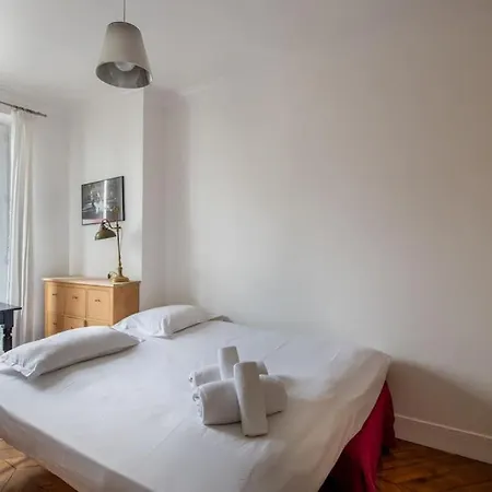 Apartment Legendre - Spacieux A Batignolles